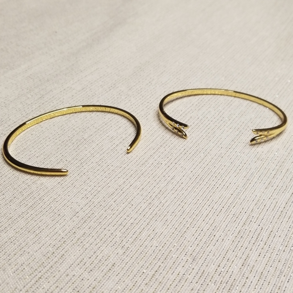 MICHELLE CAMPBELL Talon Gold Bracelet Set